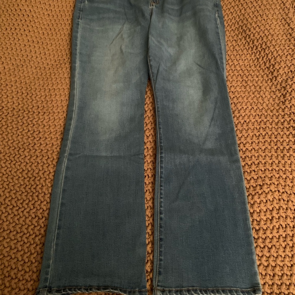 Old Navy Women's Flare Jeans in Blue
